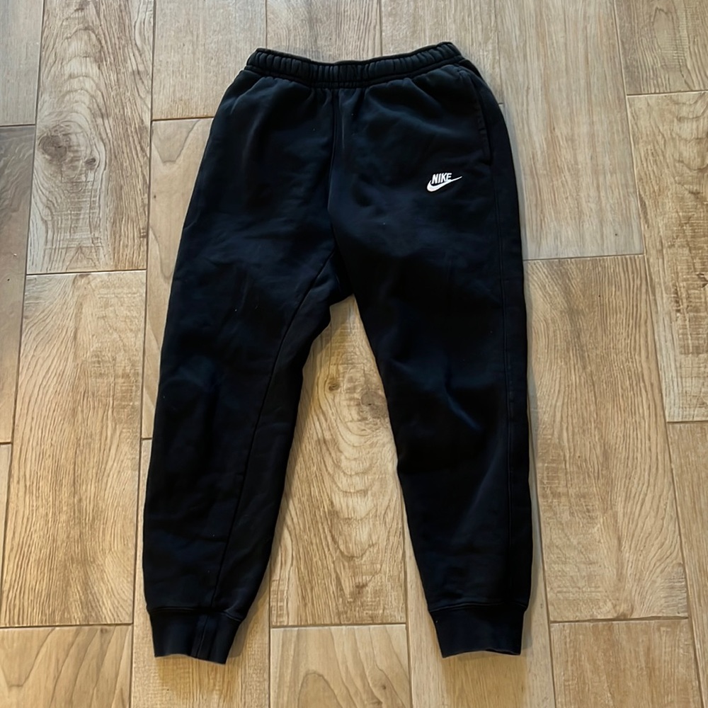 Mens size small Nike joggers